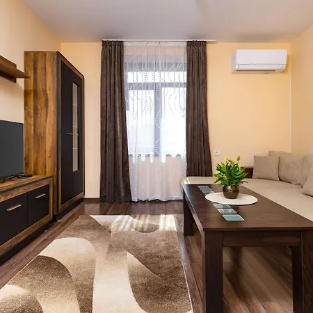 Sahat Tepe No 2 With Free Parking By Flat Manаger Herberg
